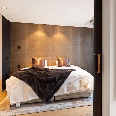 Center Luxury - 0034-681-000-472 - For Reservations! *